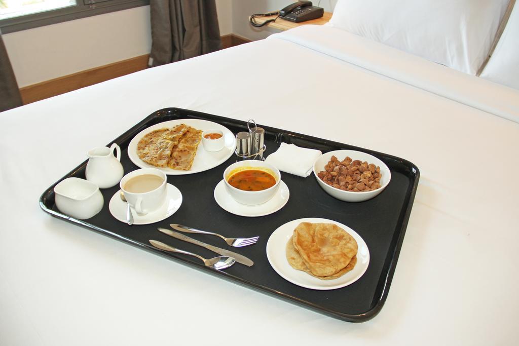 Oyo 460 Hotel Ivory Residency Calcutta  Esterno foto
